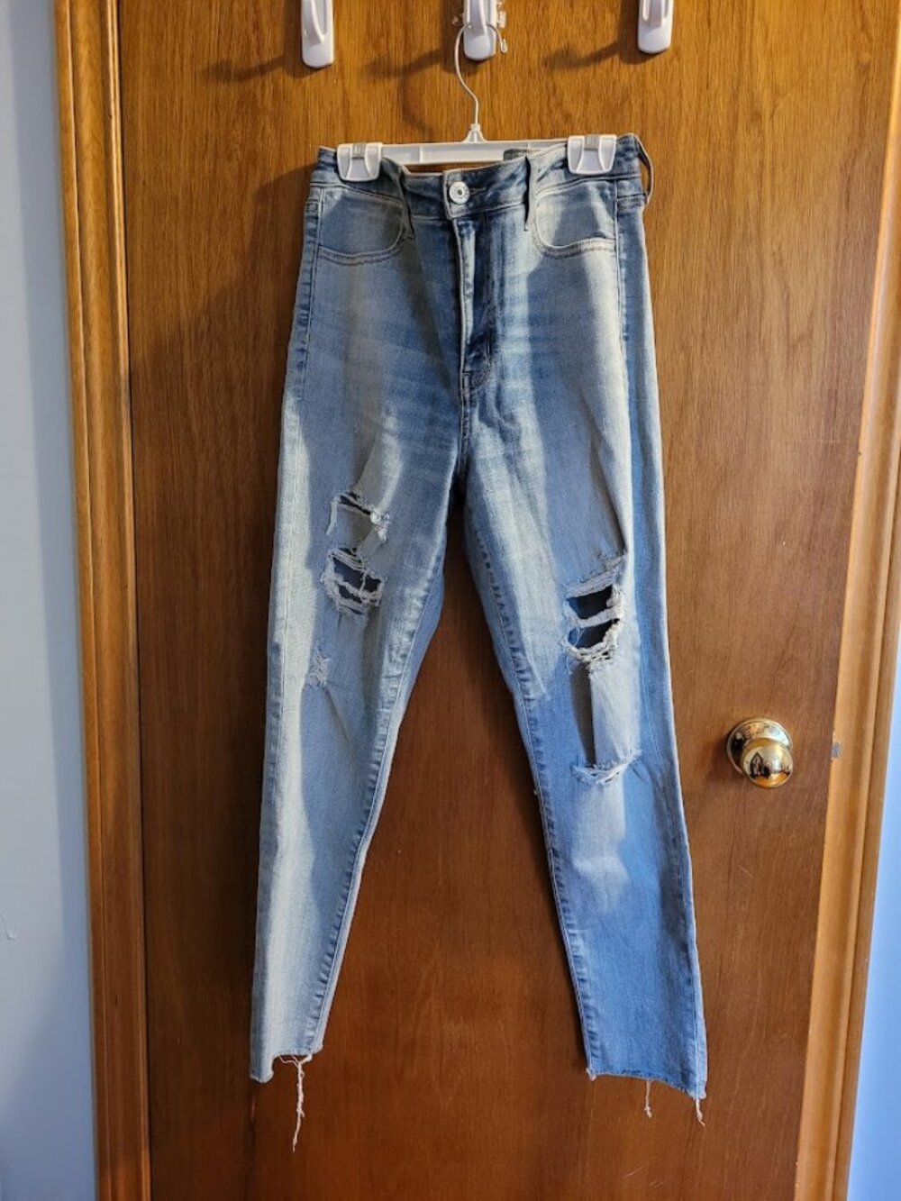 American Eagle Super Stretch Ripped Jeans Size 12 Regular